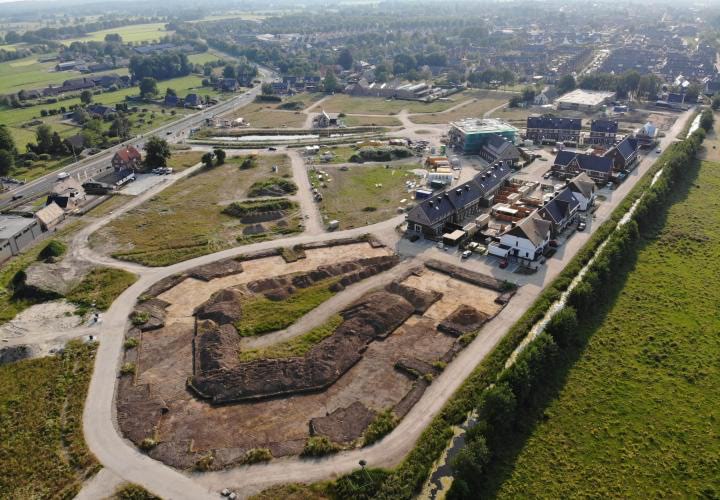 Foto: Vogelvlucht - Oevergras - Hoevelaar, te Woudenberg - woensdag 16 juni 2021